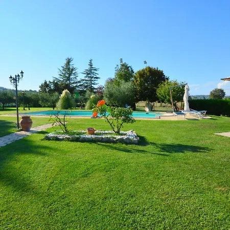 Modern In Marsciano With Private Pool